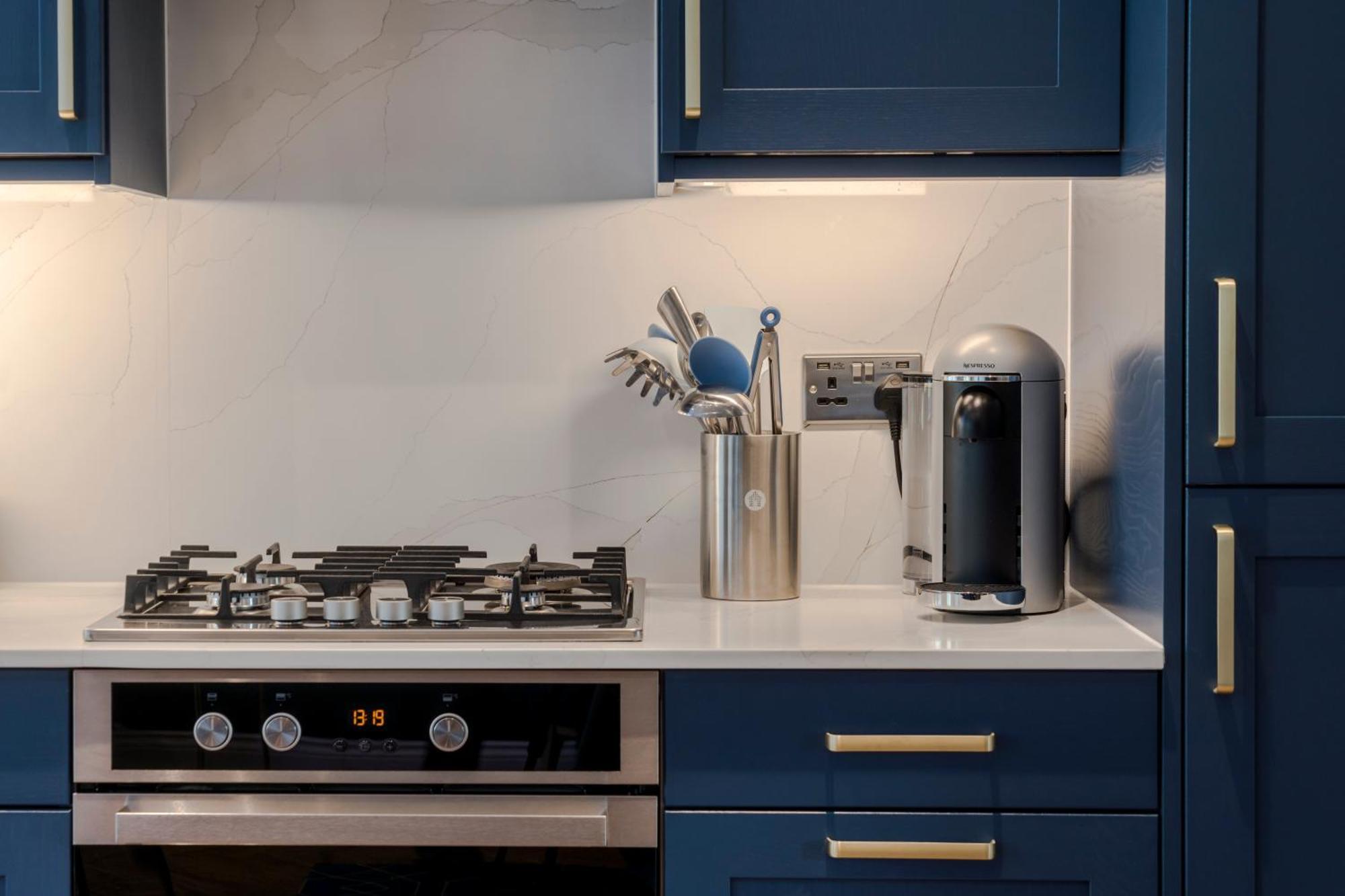 Stunning 3 Bed Duplex Apartment In The Heart Of West Hampstead Λονδίνο Εξωτερικό φωτογραφία